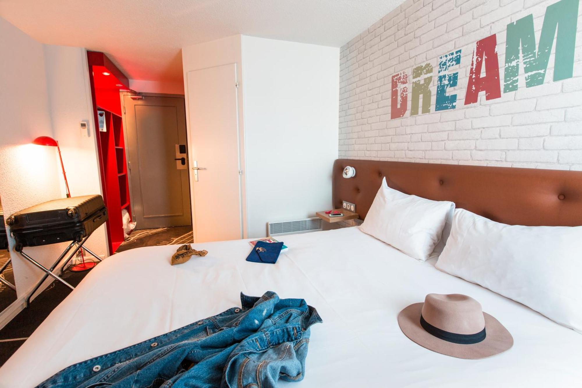 Ibis Styles Chartres Metropole Hotel Exterior photo