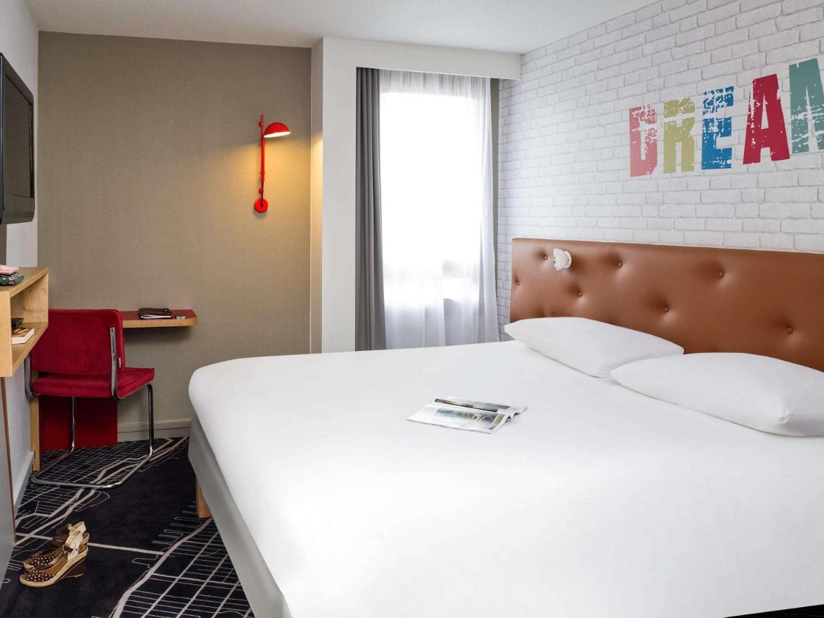 Ibis Styles Chartres Metropole Hotel Exterior photo